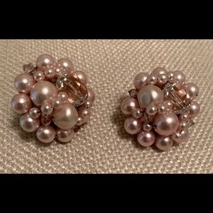 Pink imitation pearl and stone clip earrings